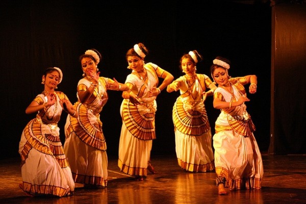 classical-dance-mohiniyattam