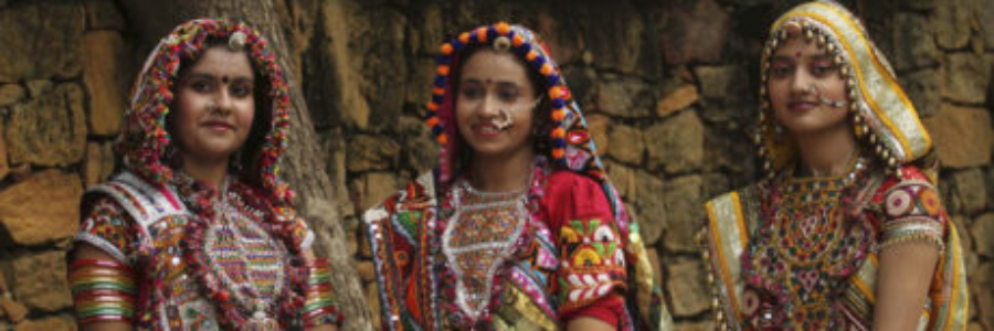 gujarat traditional costumes