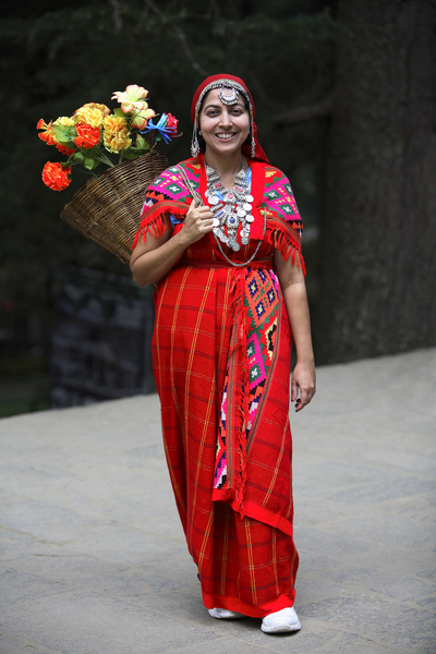 Adult Woman In Traditional Dress Of Kullu Valley Stock Photo - Download  Image Now - Himachal Pradesh, Traditional Clothing, Adult - iStock