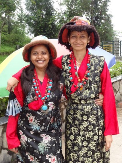 Bakhu is a traditional dress worn by Bhutia, ethnic Sikkimese people of  Sikkim and Darjeeling. It is a loose, cloak-style garment that is... |  Instagram